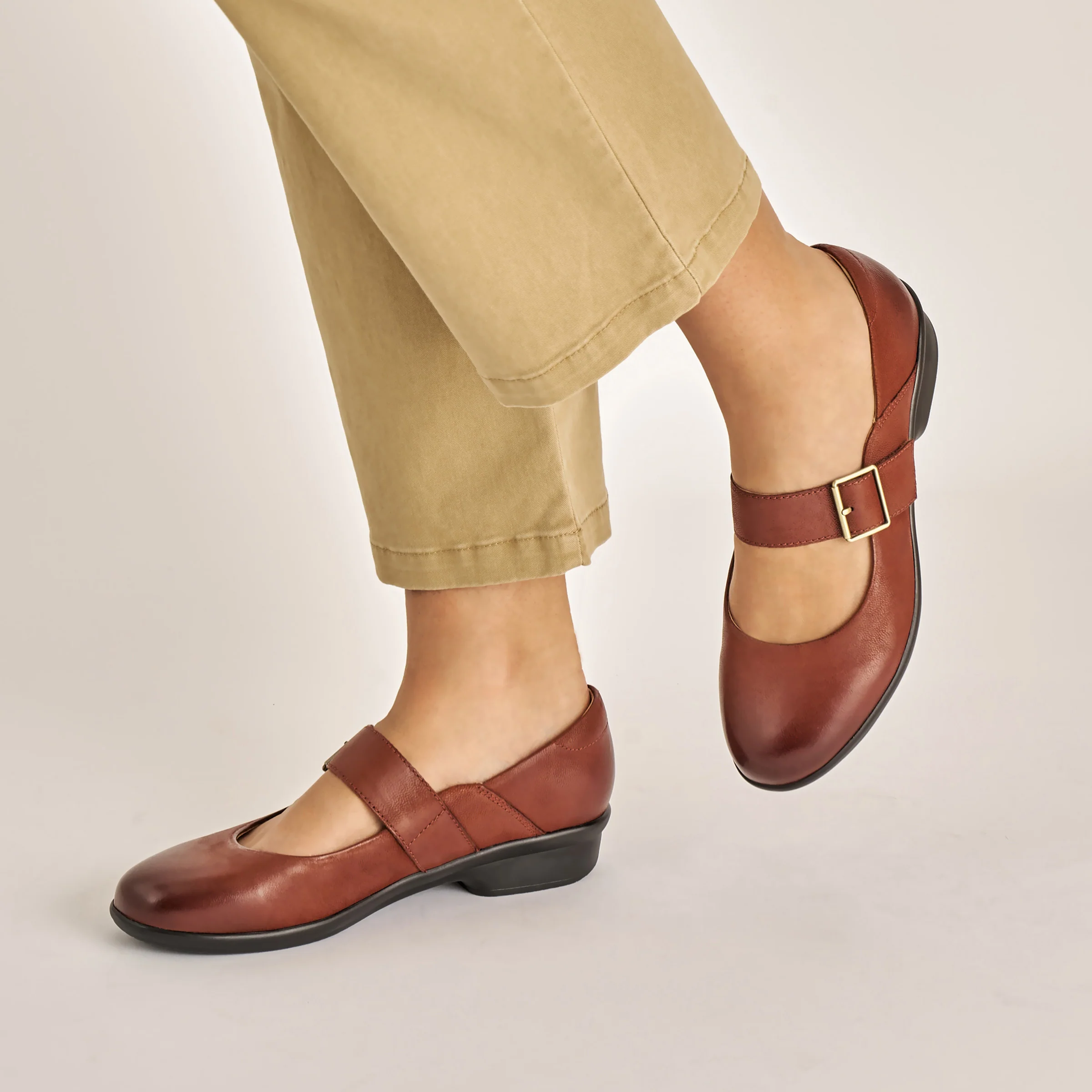 Collette Russet Burnished Nubuck - Image 2