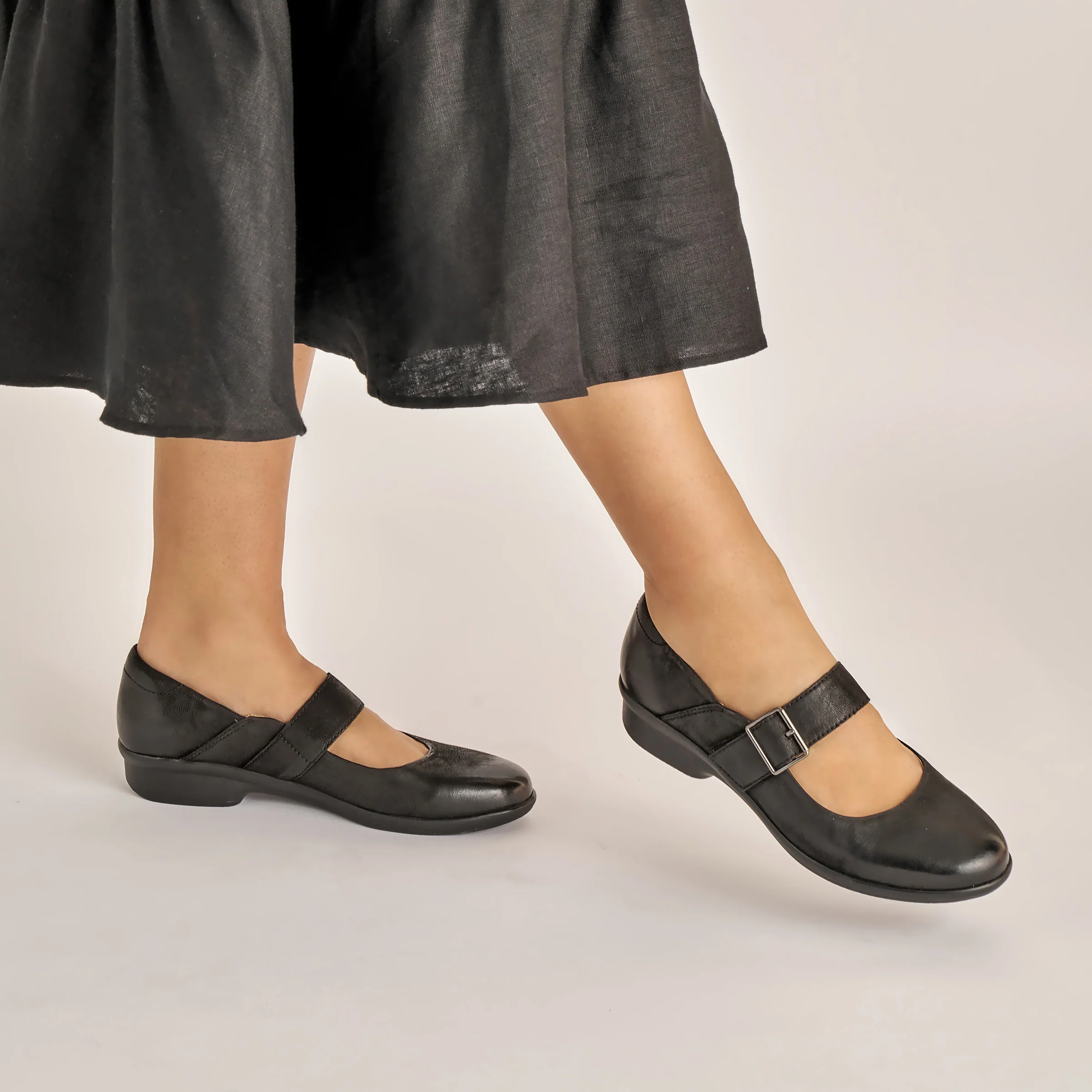 Collette Black Burnished Nubuck - Image 2